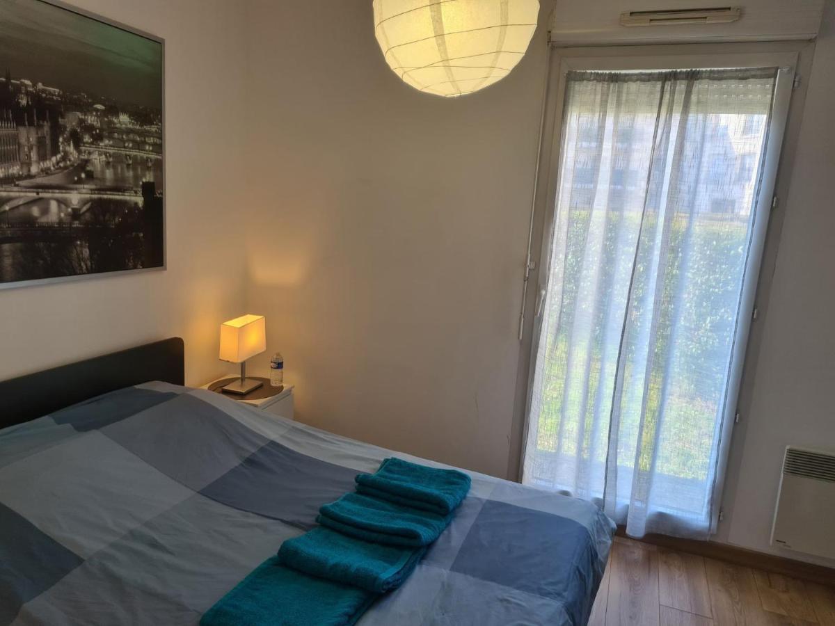 Appartement Avec Rez De Jardin A Disneyland Montévrain Kültér fotó