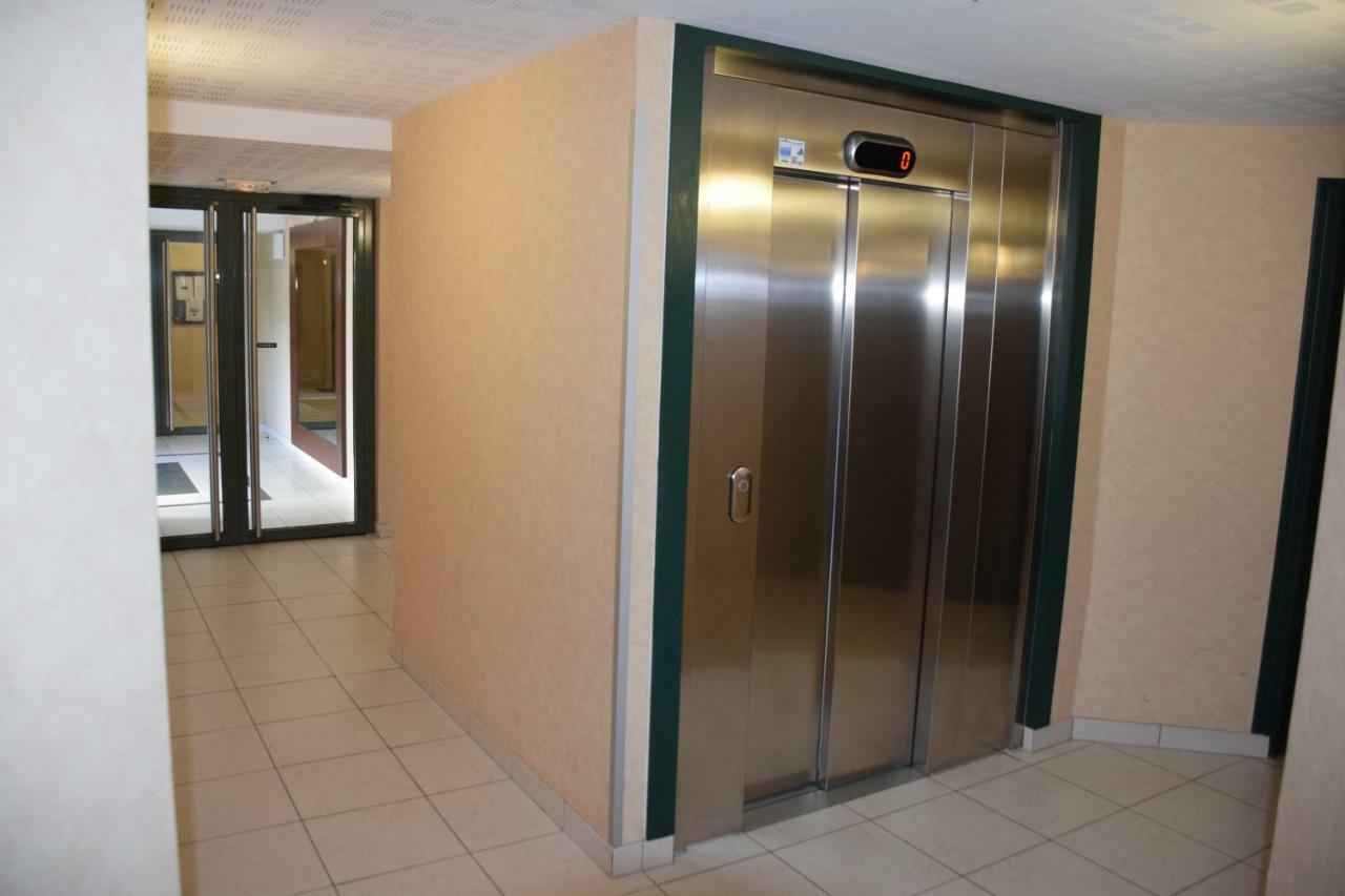 Appartement Avec Rez De Jardin A Disneyland Montévrain Kültér fotó