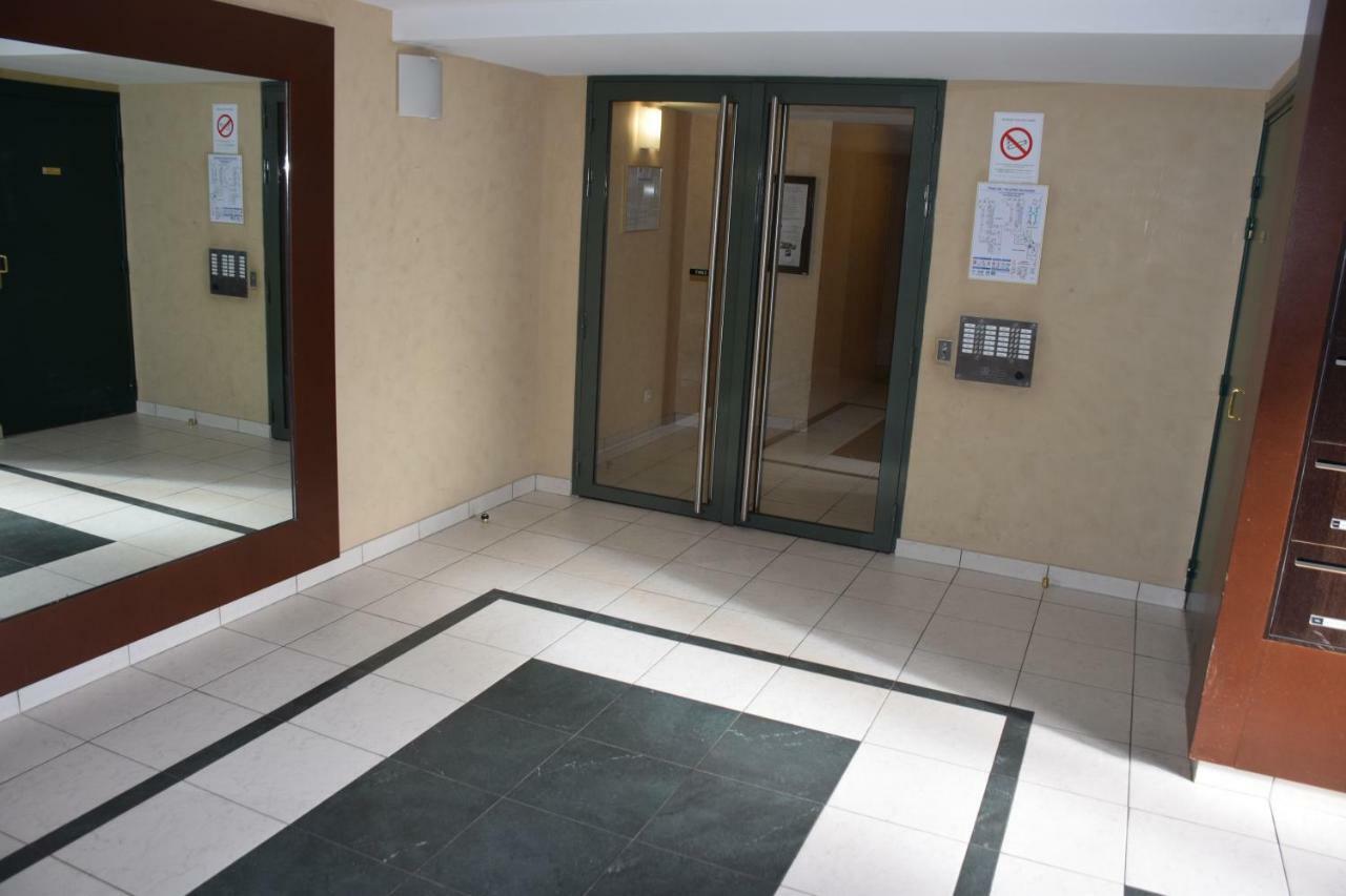 Appartement Avec Rez De Jardin A Disneyland Montévrain Kültér fotó