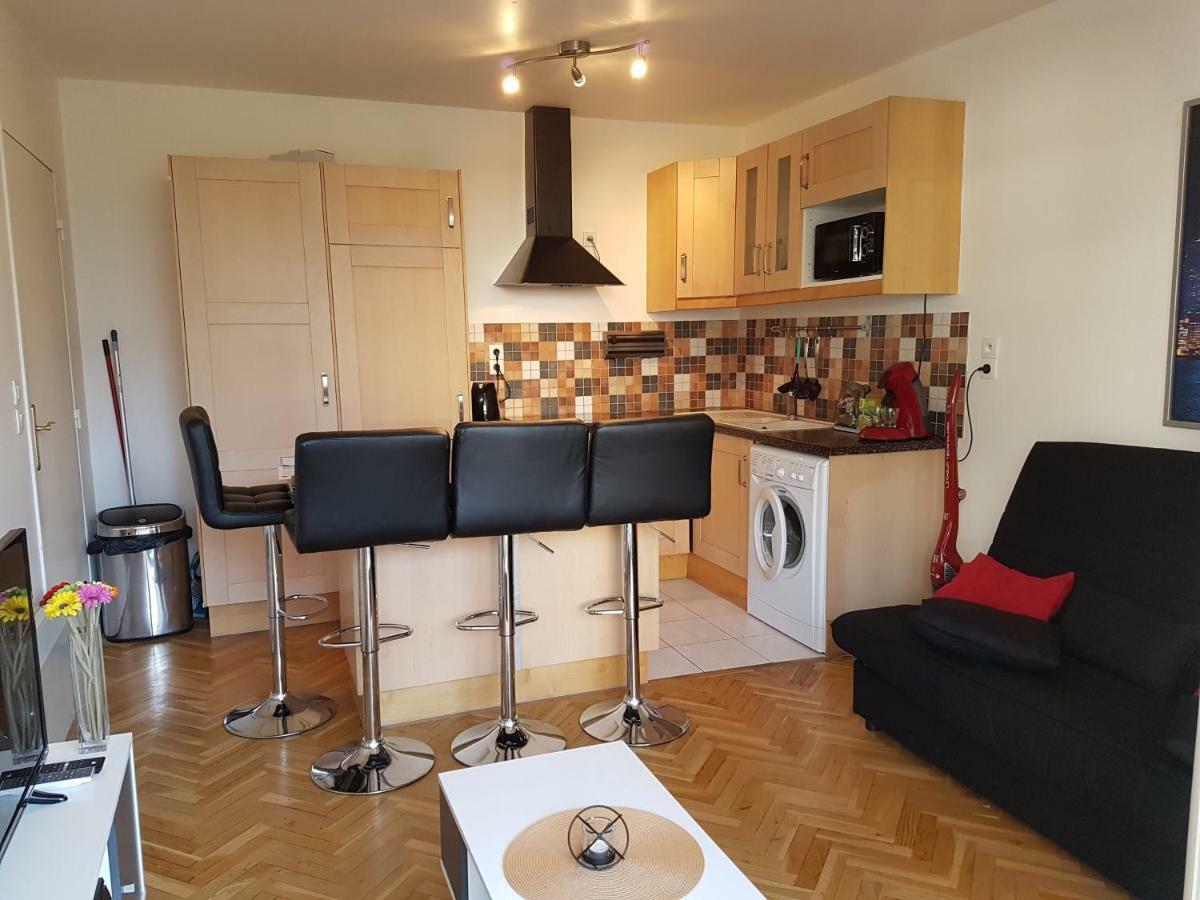 Appartement Avec Rez De Jardin A Disneyland Montévrain Kültér fotó